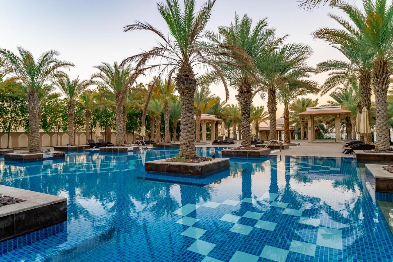 Higuests - Luxurious 1Br In Palms With Private Beach Access Dubai Esterno foto