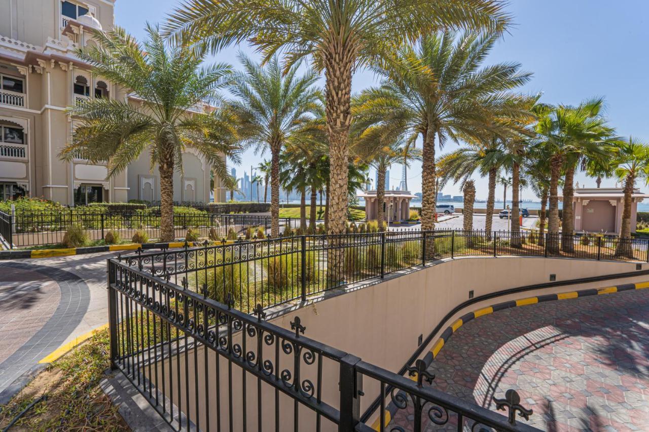 Higuests - Luxurious 1Br In Palms With Private Beach Access Dubai Esterno foto